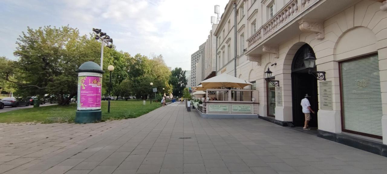 Labo Apartment Ogrod Saski Warsaw Exterior photo